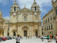 &nbsp;Select this image to see a larger version. 