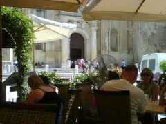 &nbsp;Select this image to see a larger version. 